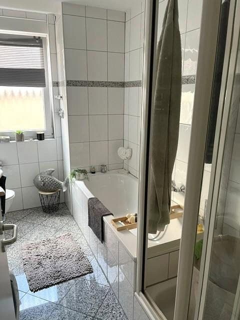 Prenájom bytu 3-izbový 92 m², Am alten Brauhaus 13 a, Köln, Severné Porýnie - Westfálsko Prenájom bytu 3-izbový 92 m², Am alten Brauhaus 13 a, Köln, Severné Porýnie - Westfálsko