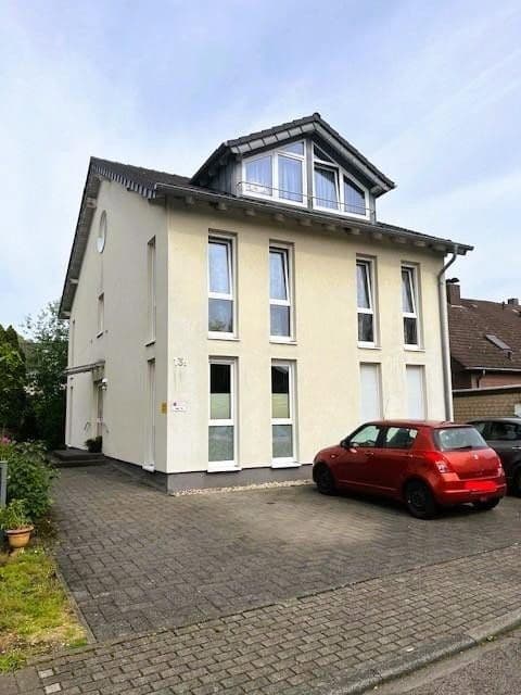 Prenájom bytu 3-izbový 92 m², Am alten Brauhaus 13 a, Köln, Severné Porýnie - Westfálsko Prenájom bytu 3-izbový 92 m², Am alten Brauhaus 13 a, Köln, Severné Porýnie - Westfálsko