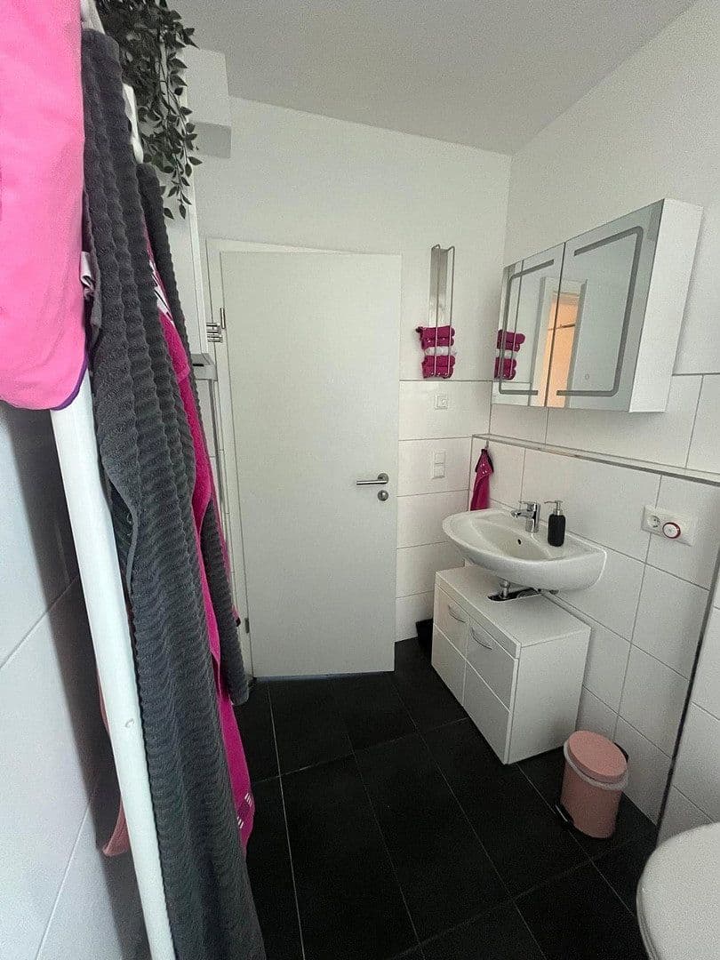 Prenájom bytu 2-izbový 69 m², Bad Bramstedt, Šlezvicko-Holštajnsko Prenájom bytu 2-izbový 69 m², Bad Bramstedt, Šlezvicko-Holštajnsko