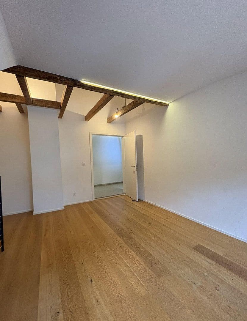 Prenájom bytu 3-izbový 72 m², Ludwigstraße 110A, Stuttgart, Bádensko-Wurttembersko Prenájom bytu 3-izbový 72 m², Ludwigstraße 110A, Stuttgart, Bádensko-Wurttembersko