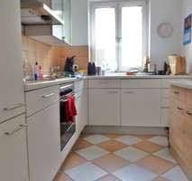 Prenájom bytu 3-izbový 90 m², Frankfurt am Main, Hesensko Prenájom bytu 3-izbový 90 m², Frankfurt am Main, Hesensko