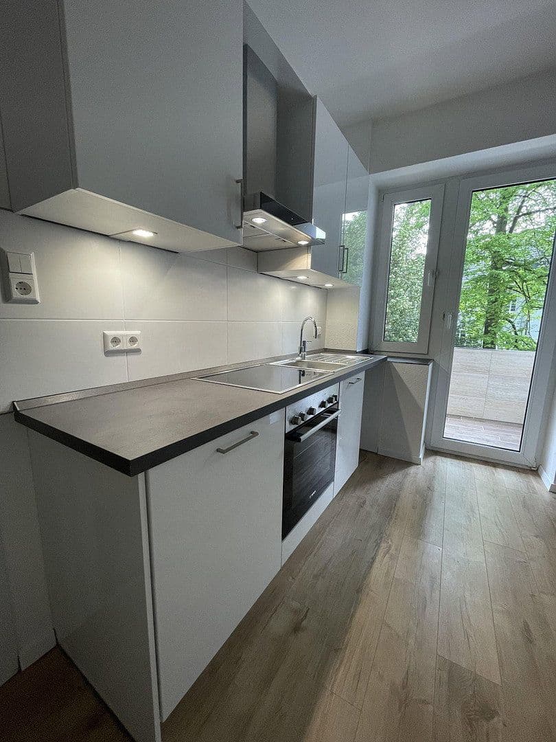 Prenájom bytu 3-izbový 90 m², Märkische Straße 171, Dortmund, Severné Porýnie - Westfálsko Prenájom bytu 3-izbový 90 m², Märkische Straße 171, Dortmund, Severné Porýnie - Westfálsko