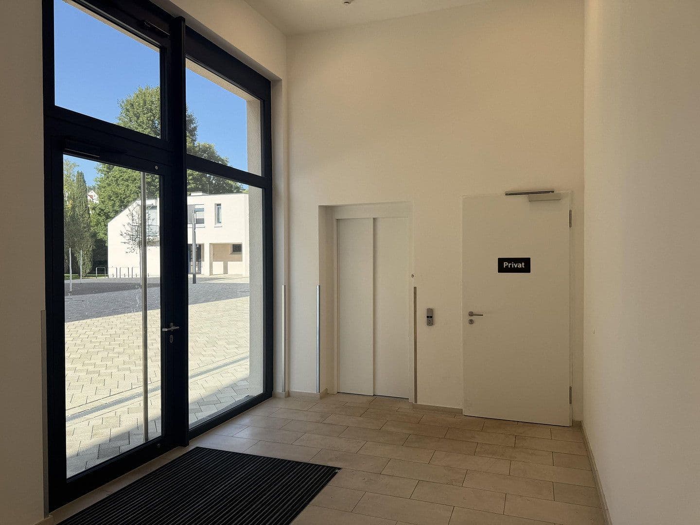 Prenájom bytu 2-izbový 72 m², Marktplatz 1, Blaustein, Bádensko-Wurttembersko Prenájom bytu 2-izbový 72 m², Marktplatz 1, Blaustein, Bádensko-Wurttembersko
