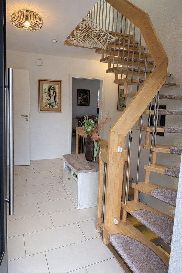Predaj domu 165 m², pozemok 878 m², Kirchseeon, Bavorsko Predaj domu 165 m², pozemok 878 m², Kirchseeon, Bavorsko