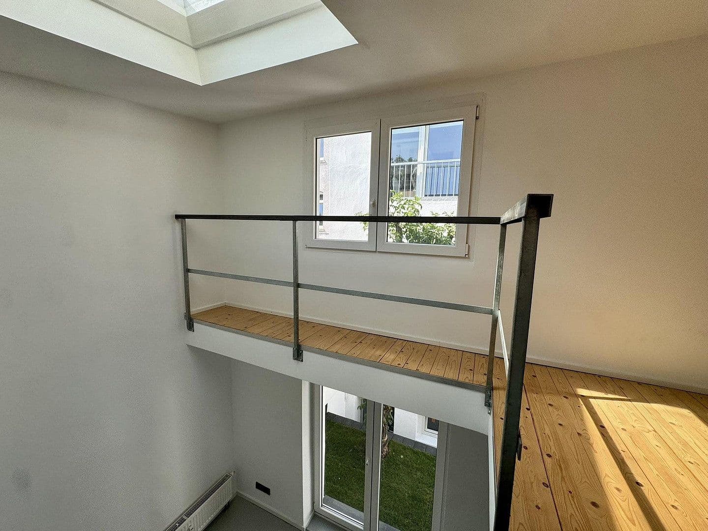 Prenájom bytu 2-izbový 65 m², Birkenstraße 149, Düsseldorf, Severné Porýnie - Westfálsko Prenájom bytu 2-izbový 65 m², Birkenstraße 149, Düsseldorf, Severné Porýnie - Westfálsko