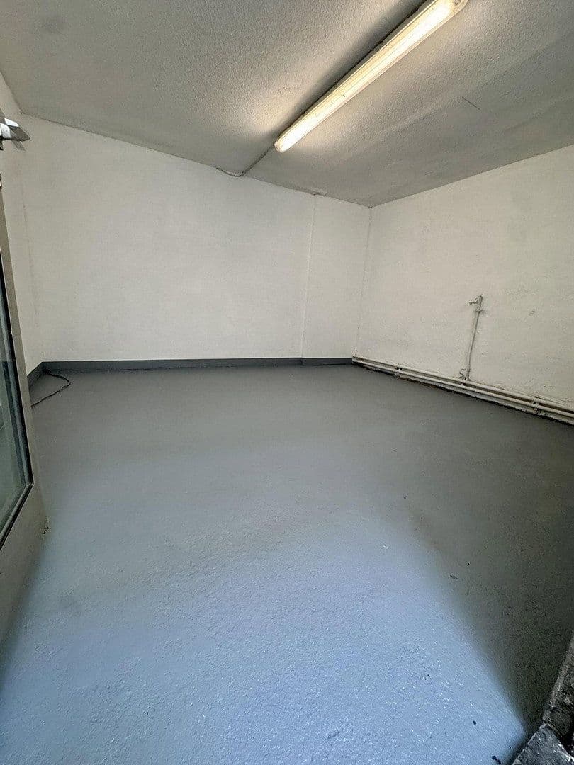 Prenájom bytu 2-izbový 65 m², Birkenstraße 149, Düsseldorf, Severné Porýnie - Westfálsko Prenájom bytu 2-izbový 65 m², Birkenstraße 149, Düsseldorf, Severné Porýnie - Westfálsko