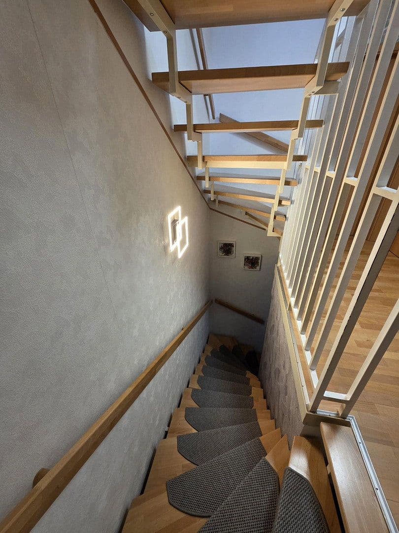 Predaj domu 127 m², pozemok 175 m², Aschaffenburg, Bavorsko Predaj domu 127 m², pozemok 175 m², Aschaffenburg, Bavorsko