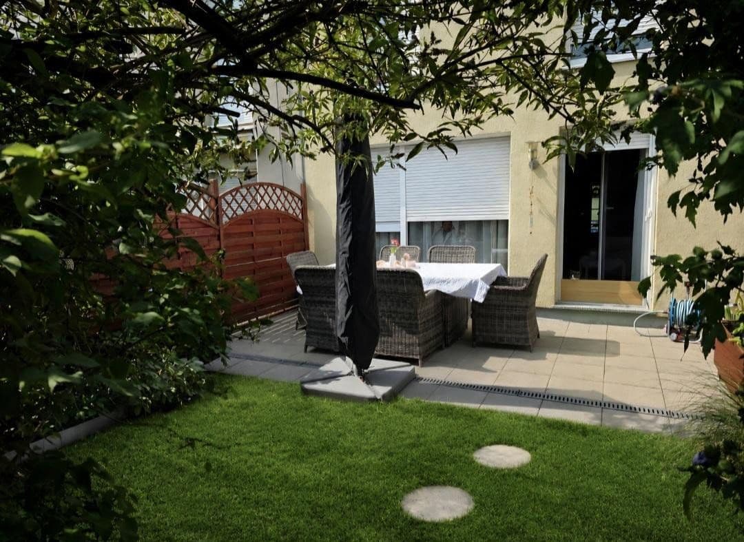 Predaj domu 127 m², pozemok 175 m², Aschaffenburg, Bavorsko Predaj domu 127 m², pozemok 175 m², Aschaffenburg, Bavorsko