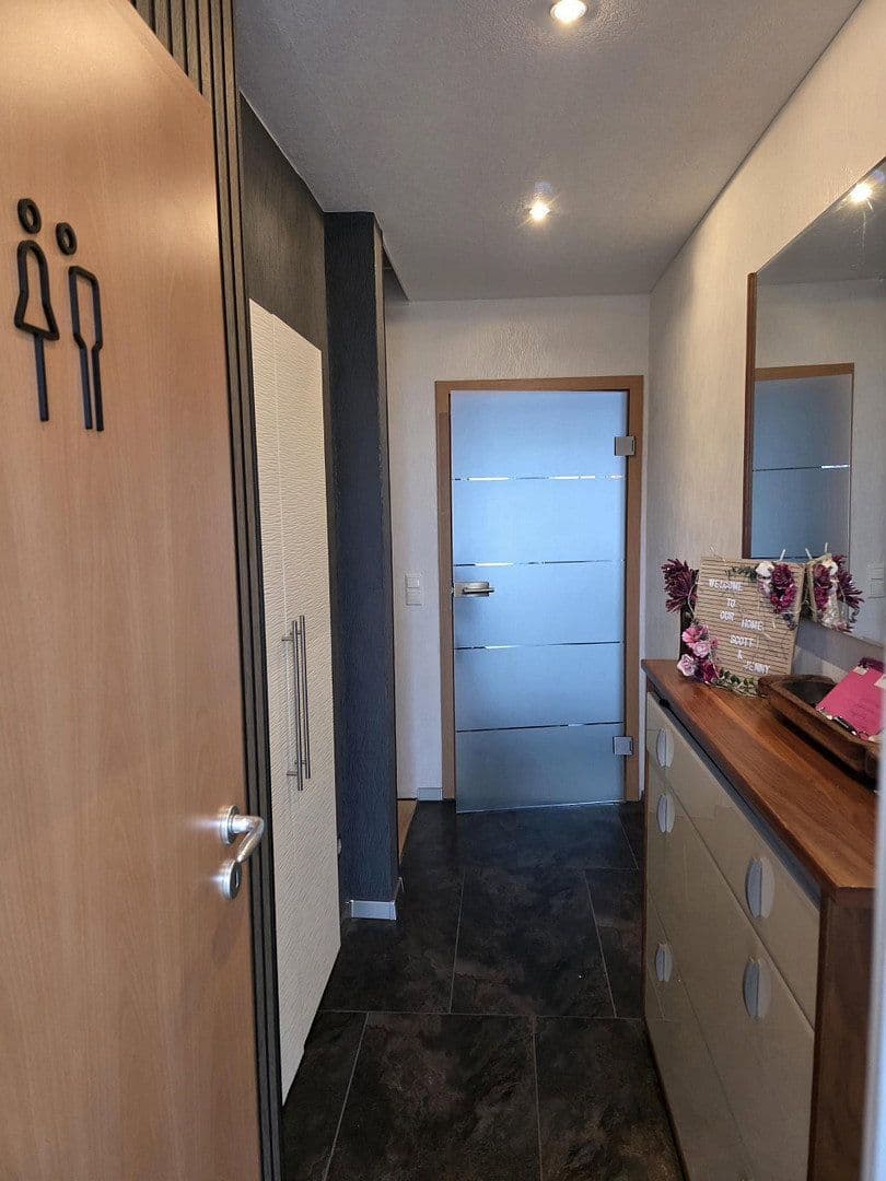 Predaj domu 127 m², pozemok 175 m², Aschaffenburg, Bavorsko Predaj domu 127 m², pozemok 175 m², Aschaffenburg, Bavorsko