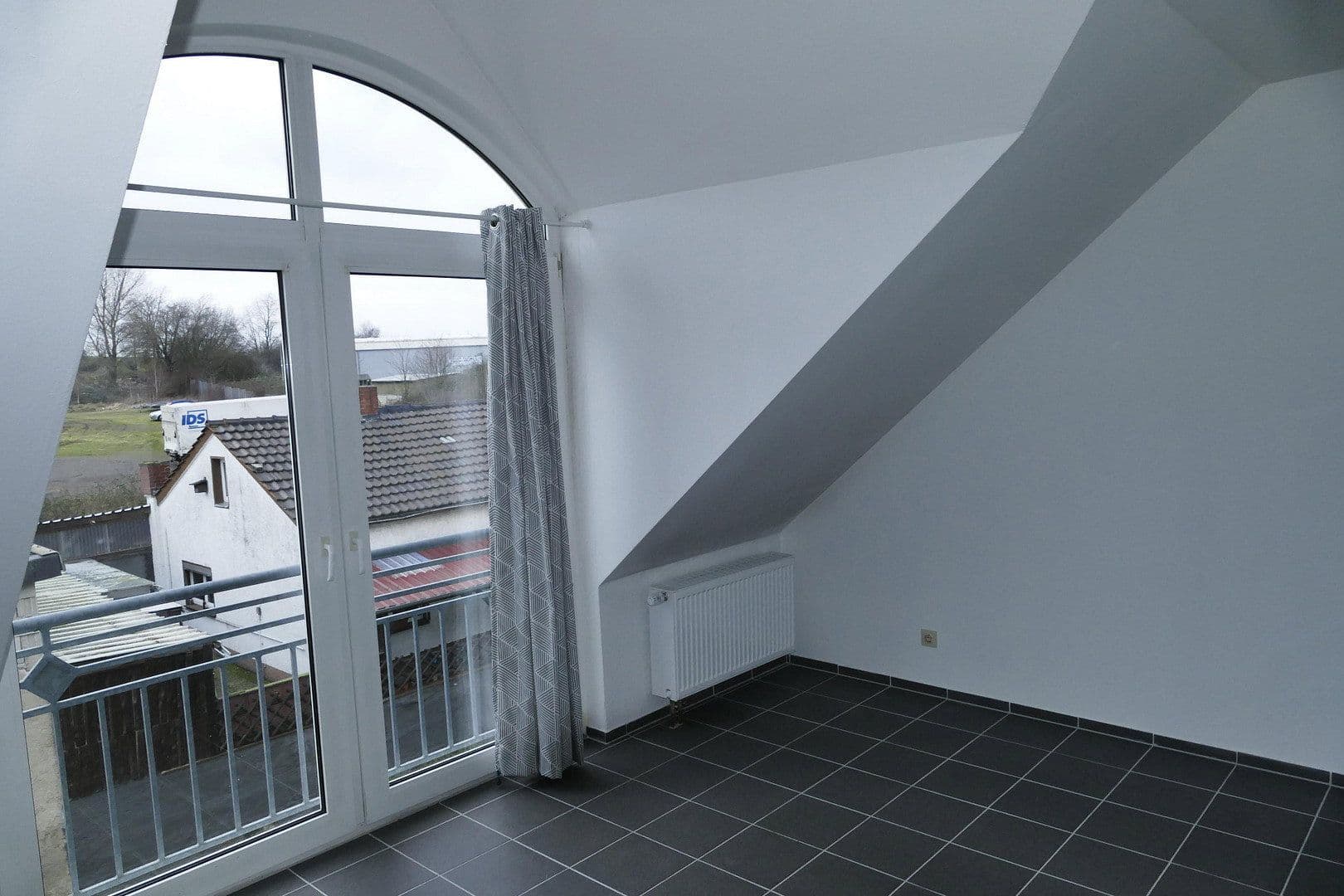 Prenájom bytu 2-izbový 74 m², Plaidt, Porýnie-Falcko Prenájom bytu 2-izbový 74 m², Plaidt, Porýnie-Falcko
