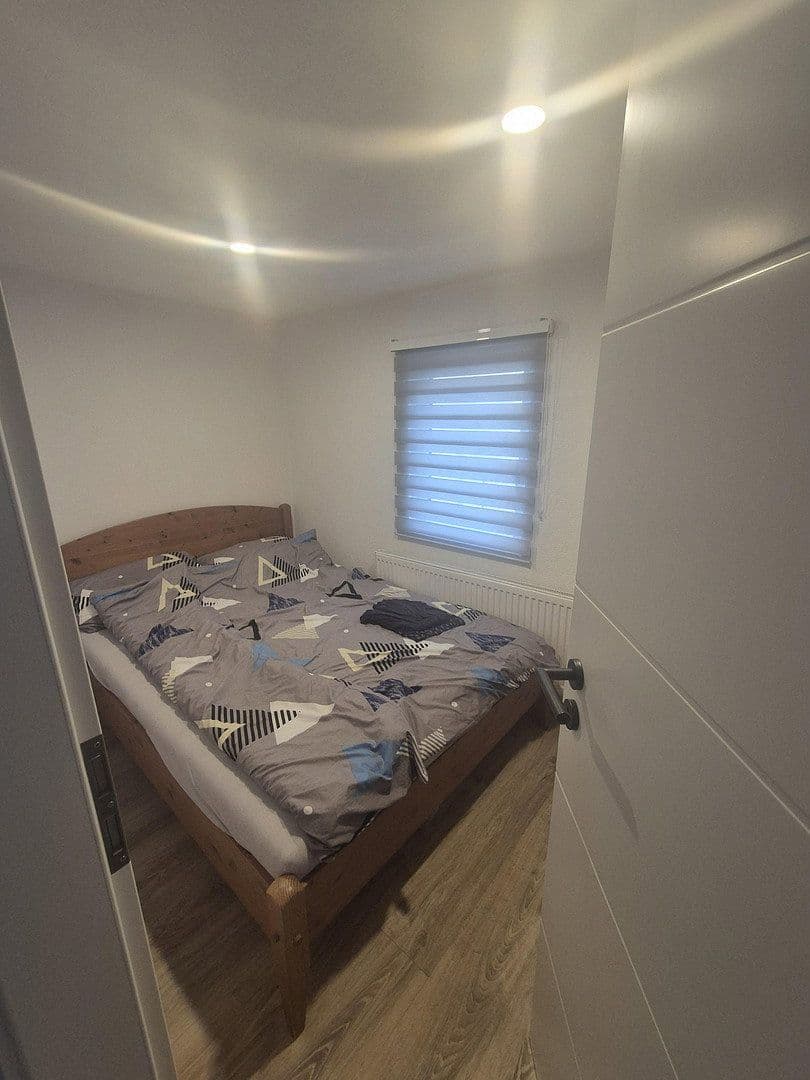 Predaj domu 200 m², pozemok 262 m², Illingen, Bádensko-Wurttembersko Predaj domu 200 m², pozemok 262 m², Illingen, Bádensko-Wurttembersko