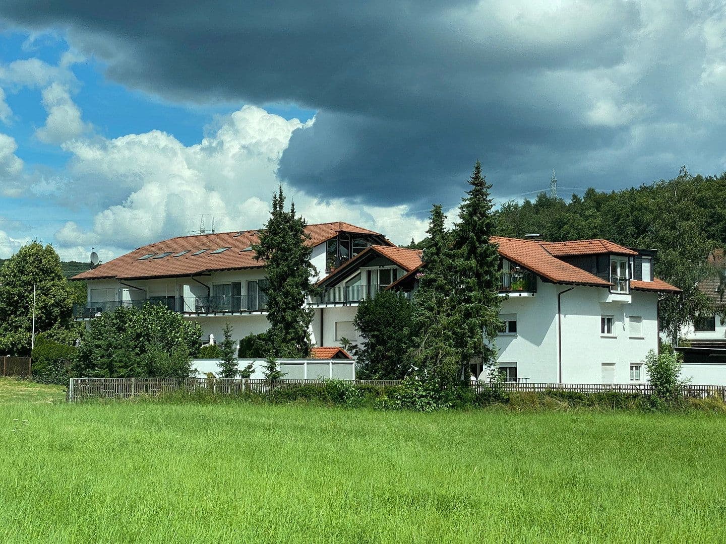 Prenájom bytu 2-izbový 81 m², Am Hollerbach 5, Hofheim am Taunus, Hesensko Prenájom bytu 2-izbový 81 m², Am Hollerbach 5, Hofheim am Taunus, Hesensko