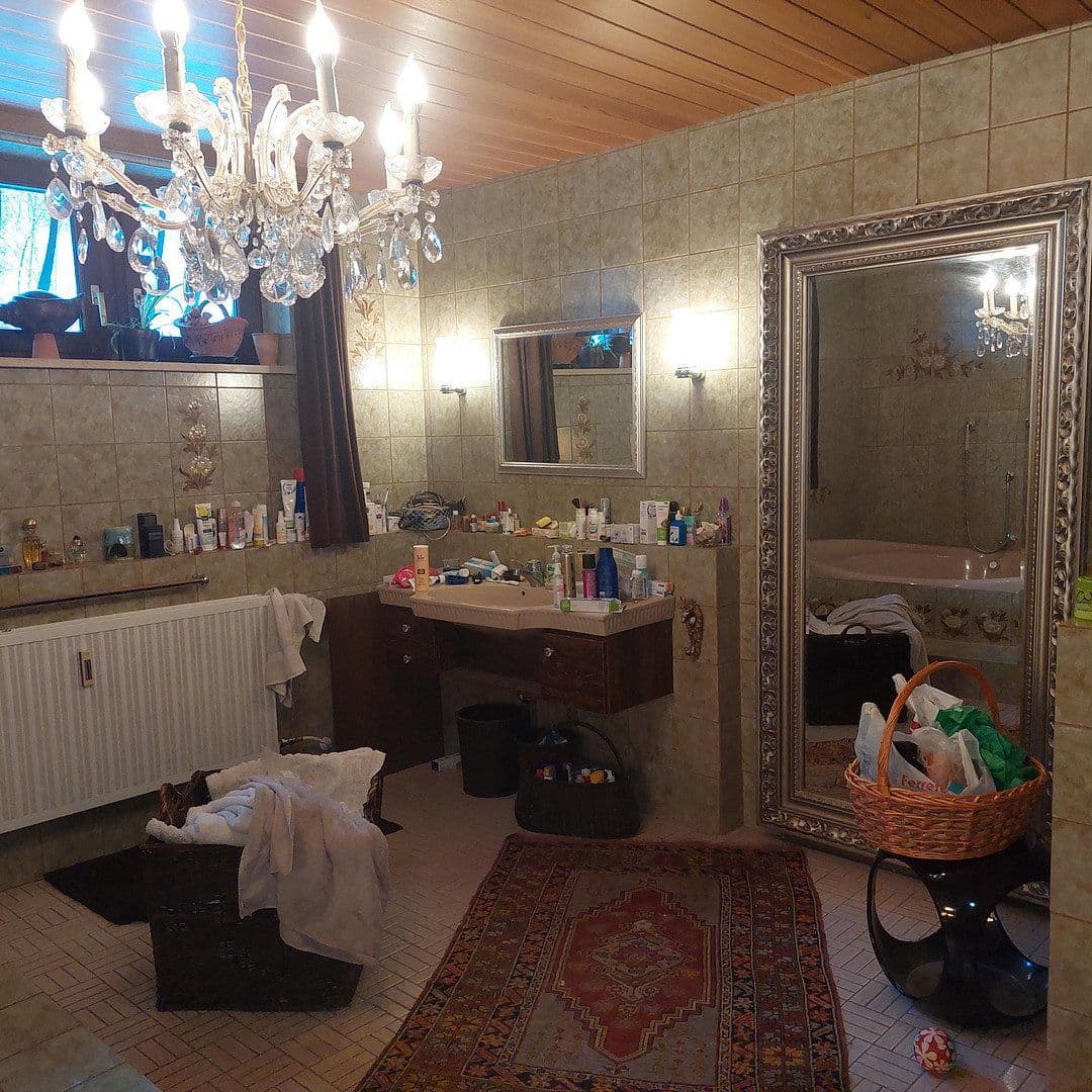 Predaj domu 436 m², pozemok 2.945 m², Warmensteinach, Bavorsko Predaj domu 436 m², pozemok 2.945 m², Warmensteinach, Bavorsko