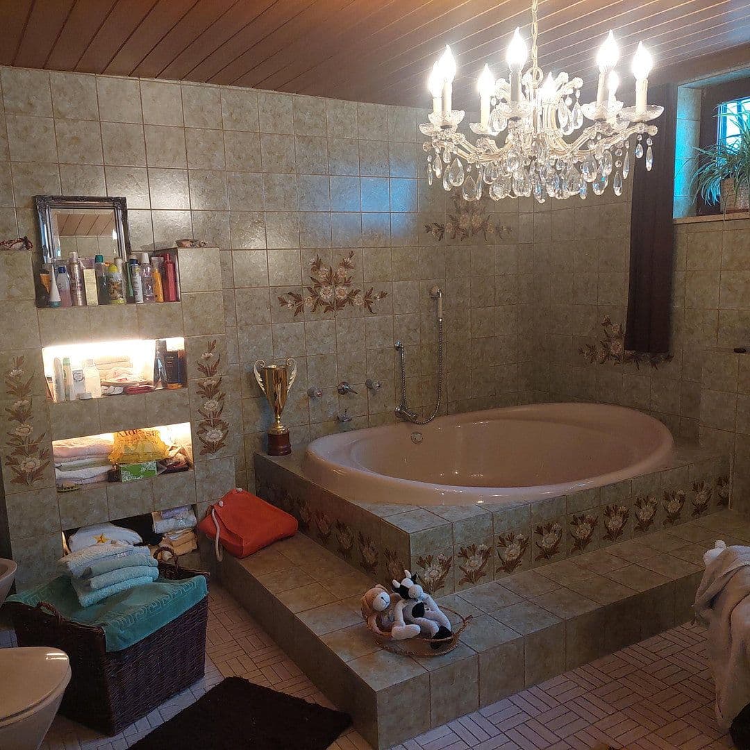 Predaj domu 436 m², pozemok 2.945 m², Warmensteinach, Bavorsko Predaj domu 436 m², pozemok 2.945 m², Warmensteinach, Bavorsko