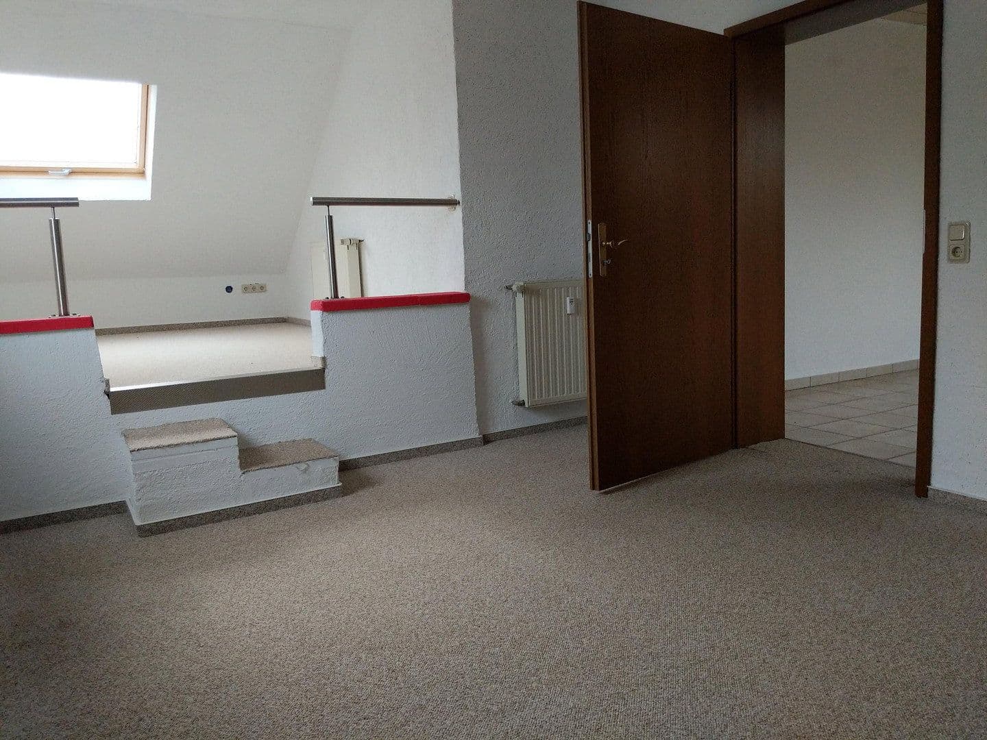 Predaj domu 287 m², pozemok 900 m², Am Schlaufenglan 66, Sankt Wendel, Sársko Predaj domu 287 m², pozemok 900 m², Am Schlaufenglan 66, Sankt Wendel, Sársko