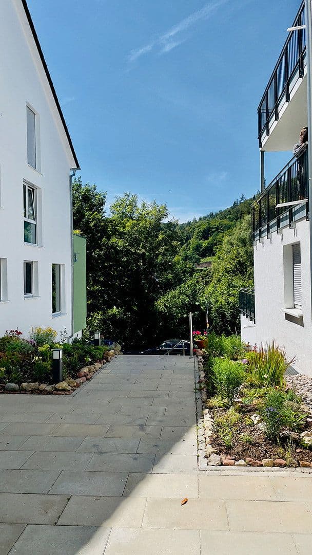 Prenájom bytu 4-izbový 145 m², Unterer Welzberg 30, Calw, Bádensko-Wurttembersko Prenájom bytu 4-izbový 145 m², Unterer Welzberg 30, Calw, Bádensko-Wurttembersko