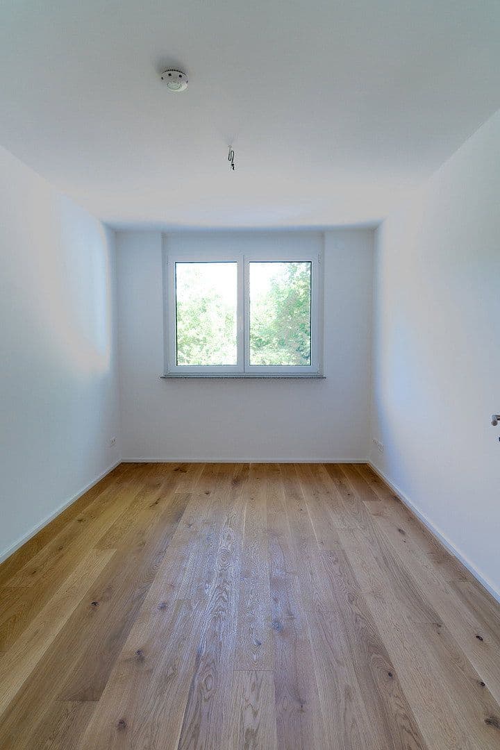 Prenájom bytu 4-izbový 145 m², Unterer Welzberg 30, Calw, Bádensko-Wurttembersko Prenájom bytu 4-izbový 145 m², Unterer Welzberg 30, Calw, Bádensko-Wurttembersko