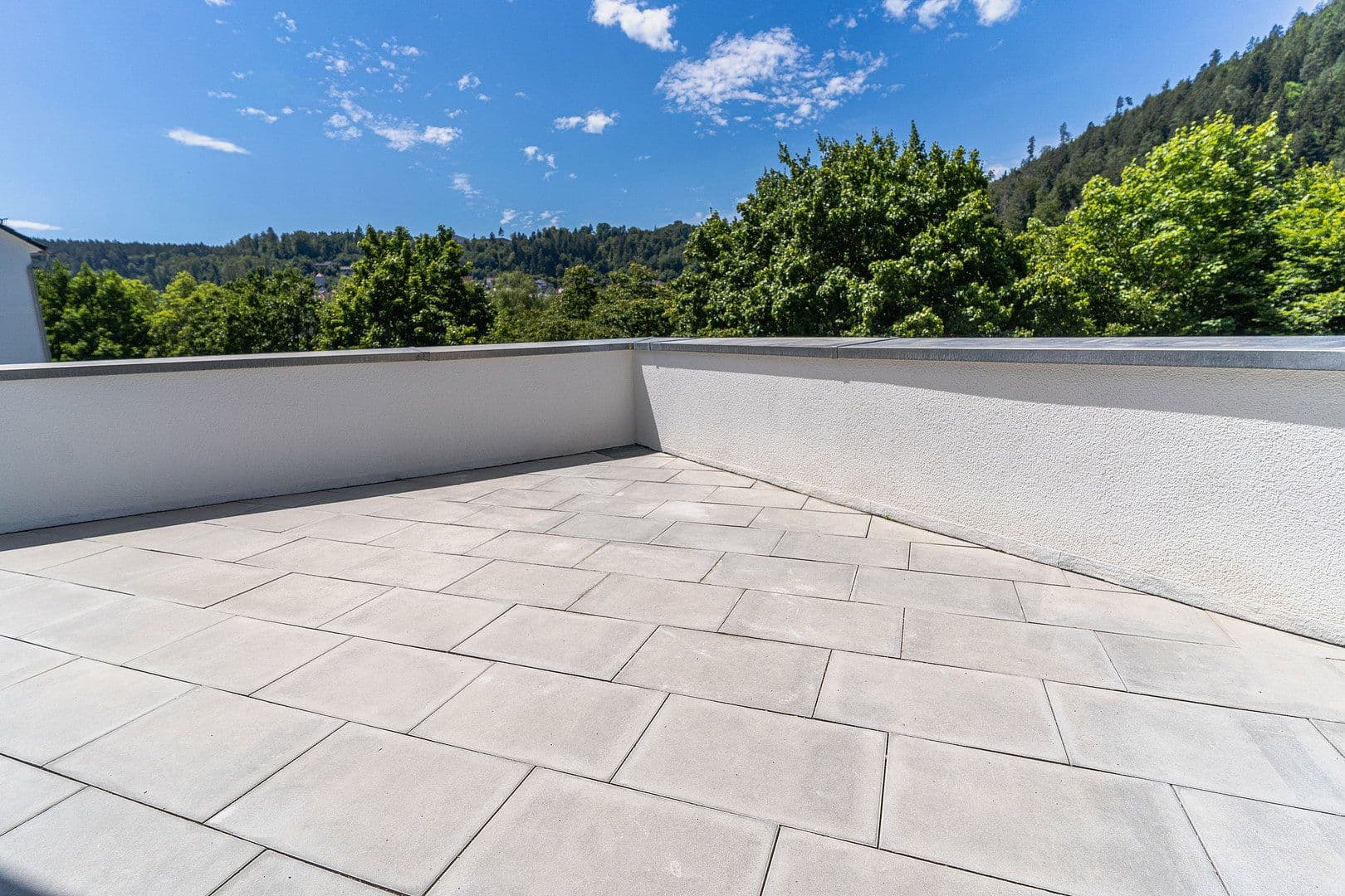 Prenájom bytu 4-izbový 145 m², Unterer Welzberg 30, Calw, Bádensko-Wurttembersko Prenájom bytu 4-izbový 145 m², Unterer Welzberg 30, Calw, Bádensko-Wurttembersko