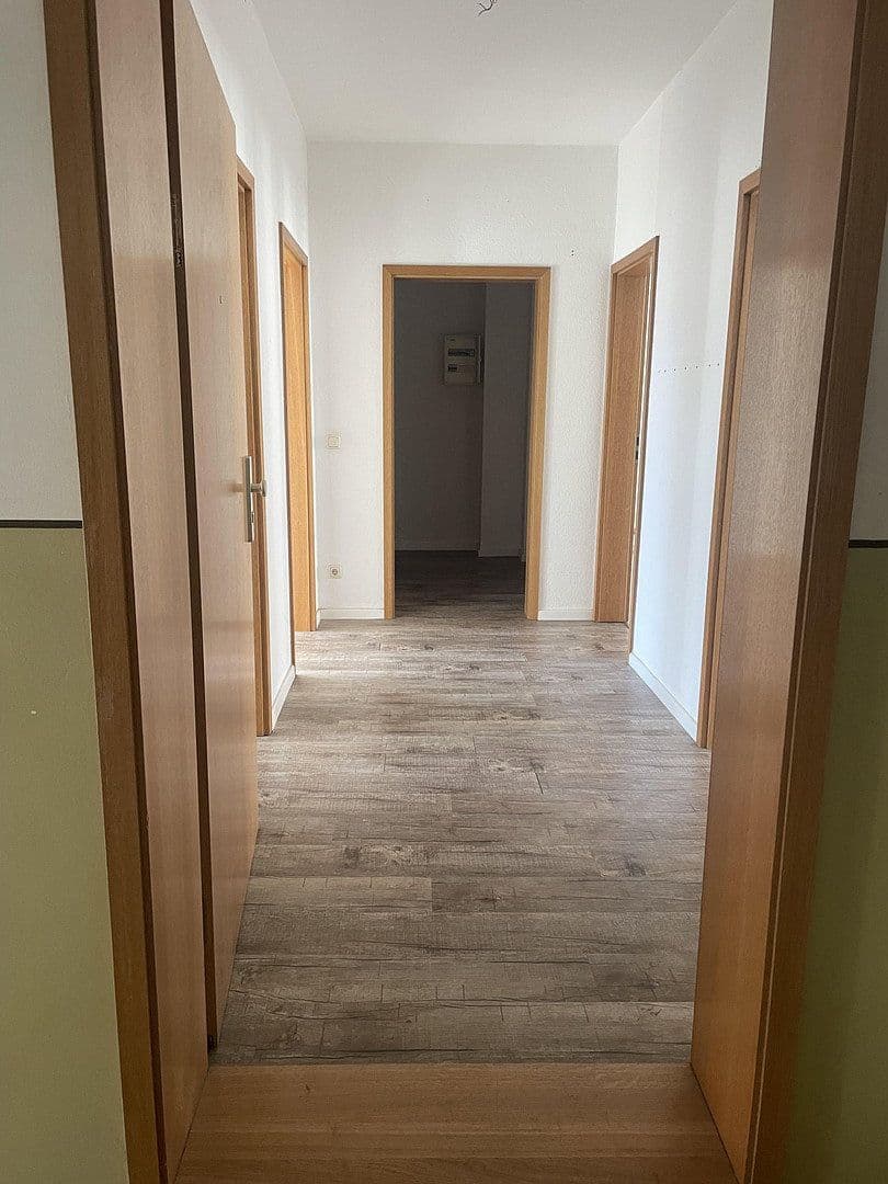 Prenájom bytu 3-izbový 73 m², Hildegardstr. 40, Leipzig, Sasko Prenájom bytu 3-izbový 73 m², Hildegardstr. 40, Leipzig, Sasko