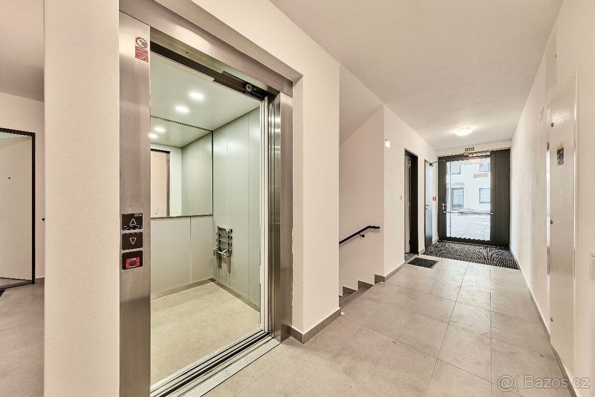 Predaj bytu 2-izbový 58 m², Chodská, Trutnov, Královéhradecký kraj Predaj bytu 2-izbový 58 m², Chodská, Trutnov, Královéhradecký kraj