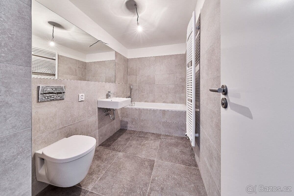 Predaj bytu 2-izbový 58 m², Chodská, Trutnov, Královéhradecký kraj Predaj bytu 2-izbový 58 m², Chodská, Trutnov, Královéhradecký kraj