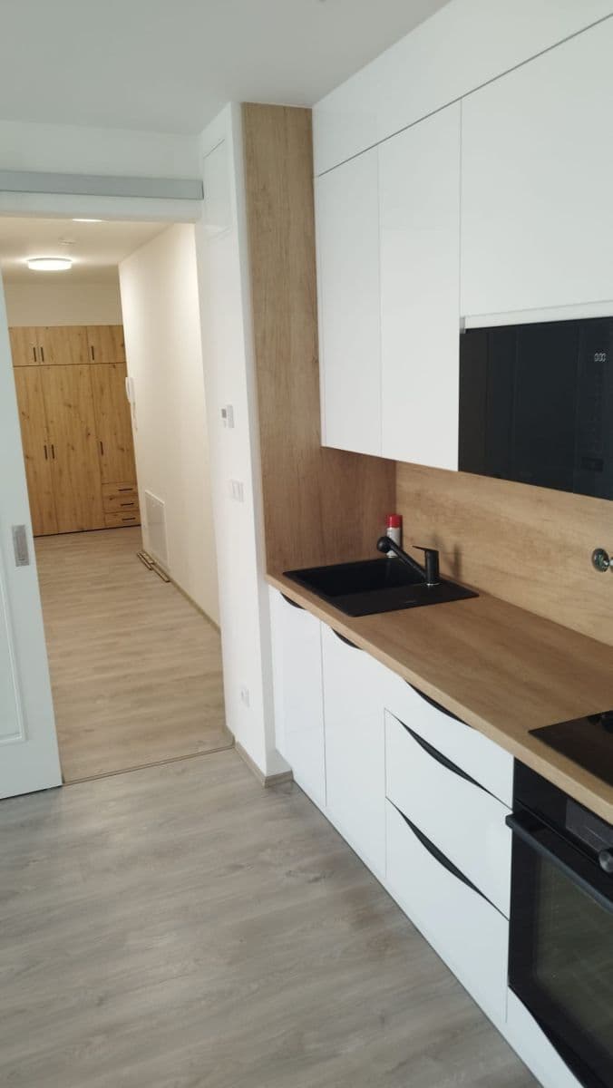 Predaj bytu 2-izbový 58 m², Chodská, Trutnov, Královéhradecký kraj Predaj bytu 2-izbový 58 m², Chodská, Trutnov, Královéhradecký kraj