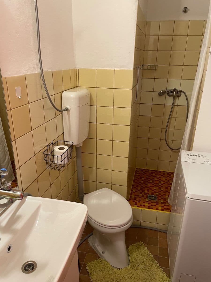 Prenájom bytu 1-izbový 31 m², Studentská, Ostrava, Moravskoslezský kraj Prenájom bytu 1-izbový 31 m², Studentská, Ostrava, Moravskoslezský kraj