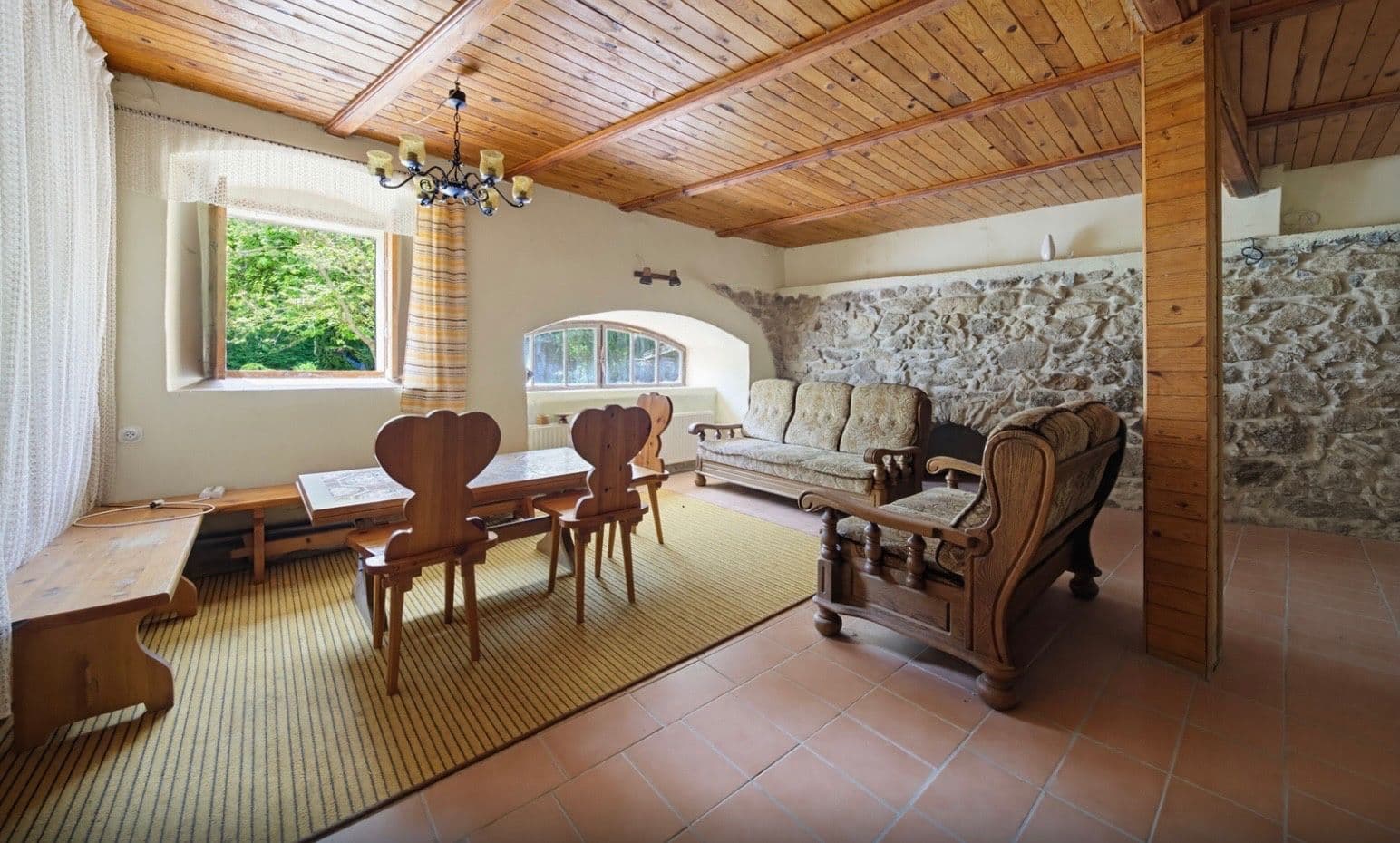 Predaj pozemku 105.000 m², Sadovská, Blatno, Ústecký kraj Predaj pozemku 105.000 m², Sadovská, Blatno, Ústecký kraj