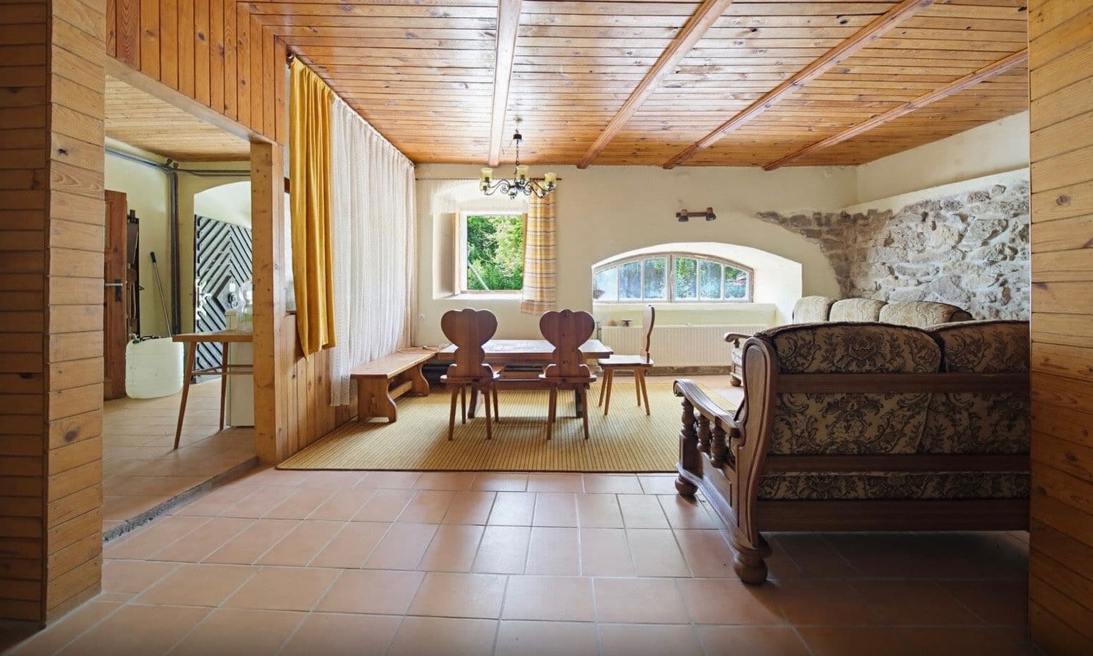 Predaj pozemku 105.000 m², Sadovská, Blatno, Ústecký kraj Predaj pozemku 105.000 m², Sadovská, Blatno, Ústecký kraj