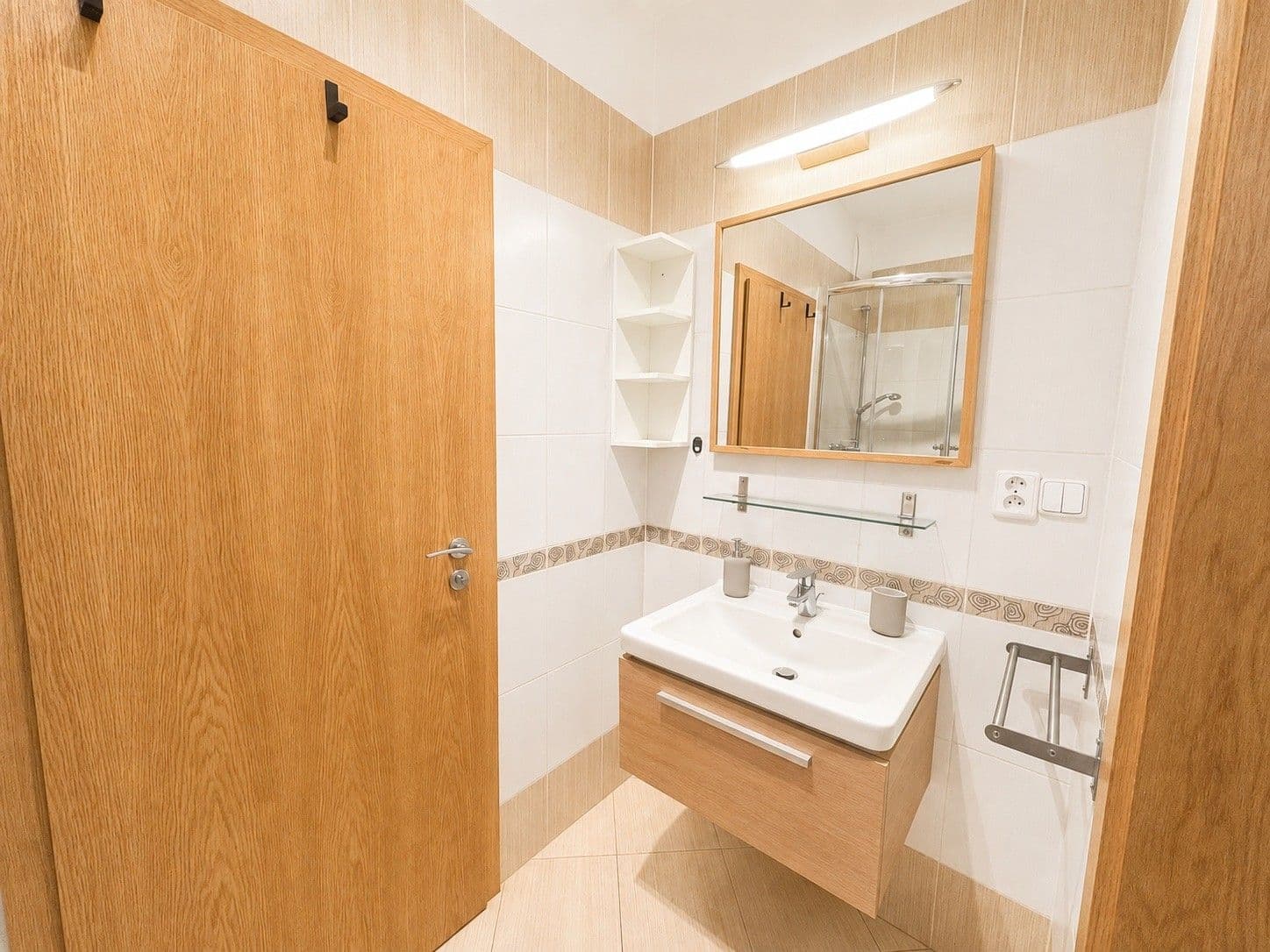 Predaj bytu 1-izbový 29 m², Sazovická, Praha, Praha Predaj bytu 1-izbový 29 m², Sazovická, Praha, Praha