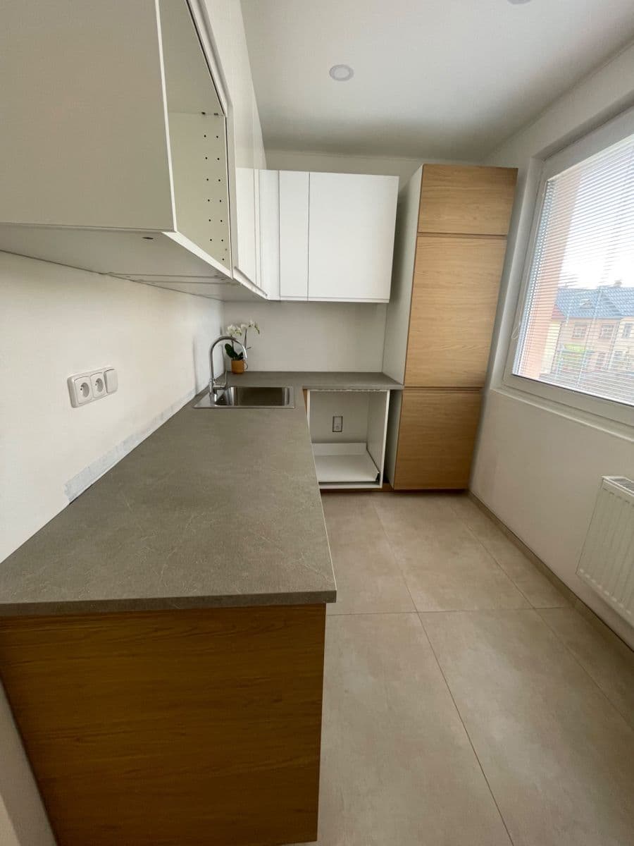 Predaj bytu 2-izbový 52 m², Sídl. Střed, Mělník, Středočeský kraj Predaj bytu 2-izbový 52 m², Sídl. Střed, Mělník, Středočeský kraj