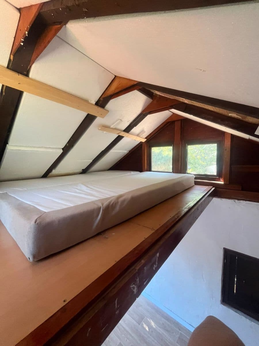 Prenájom rekreačného objektu 20 m², pozemok 400 m², Zlatnice, Praha, Praha Prenájom rekreačného objektu 20 m², pozemok 400 m², Zlatnice, Praha, Praha