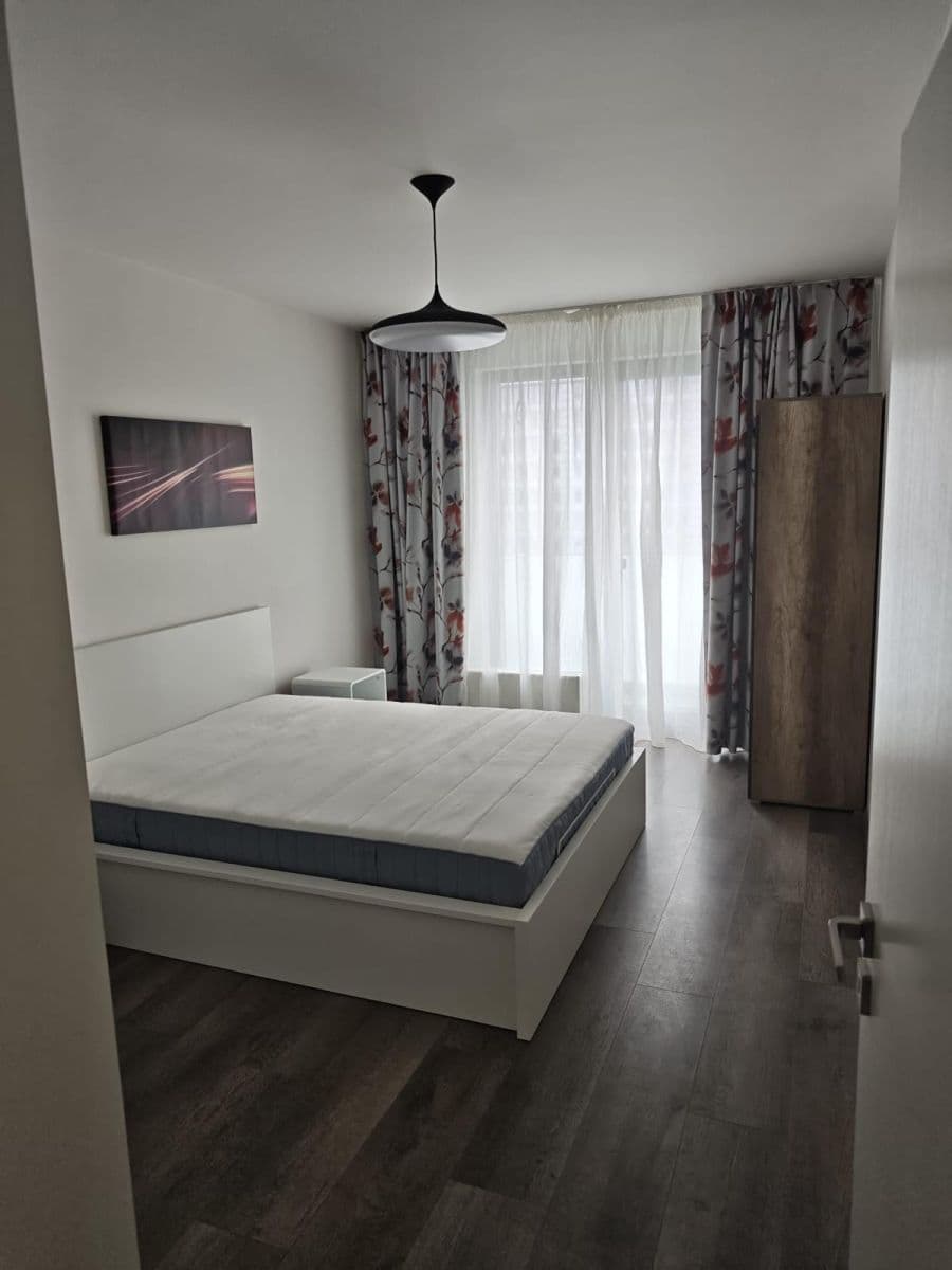 Prenájom bytu 2-izbový 56 m², Nekvasilova, Praha, Praha Prenájom bytu 2-izbový 56 m², Nekvasilova, Praha, Praha