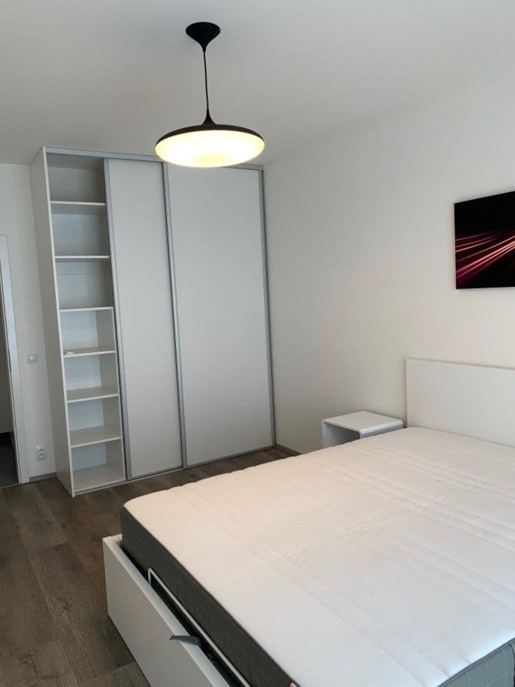 Prenájom bytu 2-izbový 56 m², Nekvasilova, Praha, Praha Prenájom bytu 2-izbový 56 m², Nekvasilova, Praha, Praha