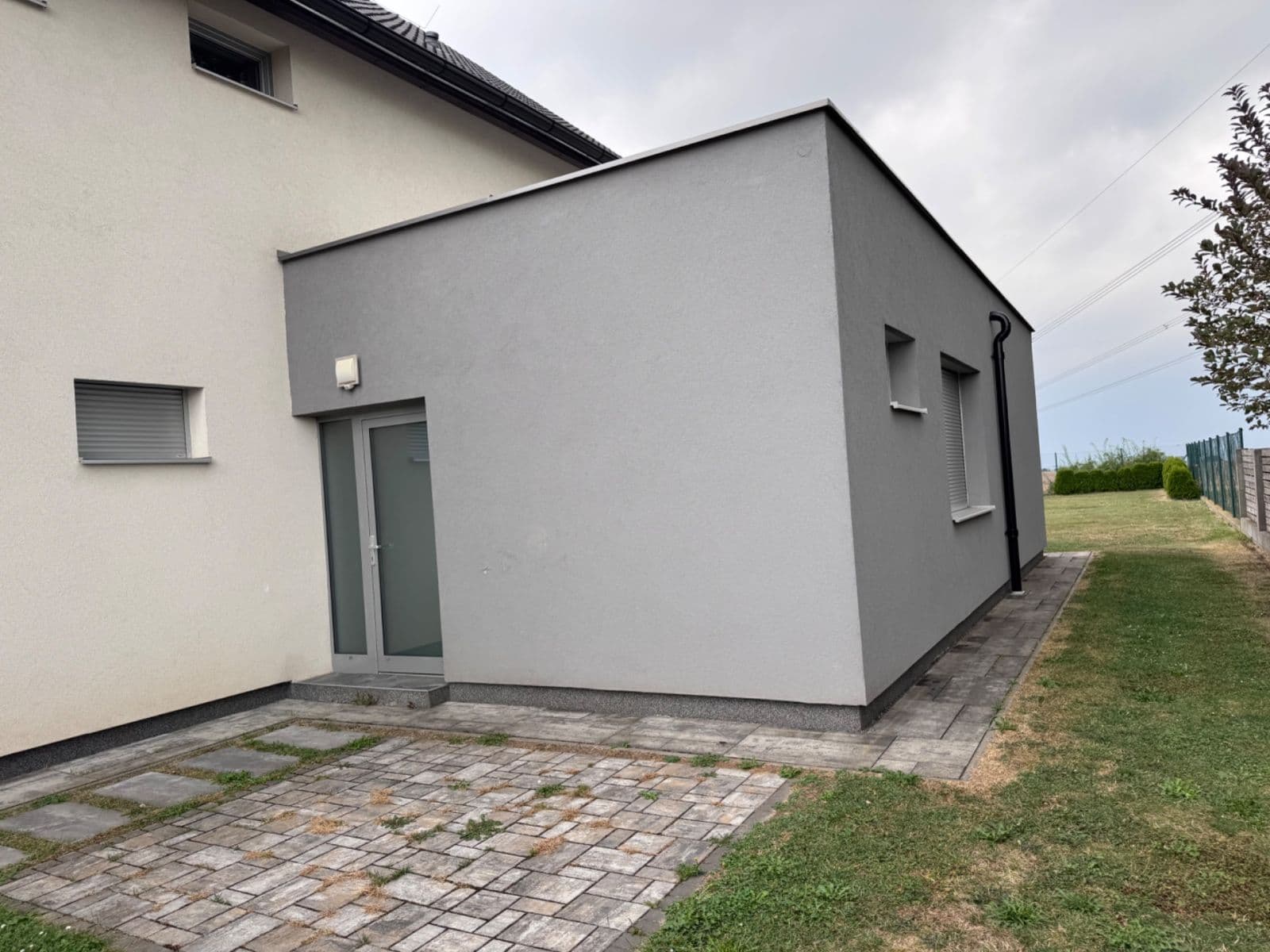 Prenájom bytu 2-izbový 56 m², Březí, Středočeský kraj Prenájom bytu 2-izbový 56 m², Březí, Středočeský kraj