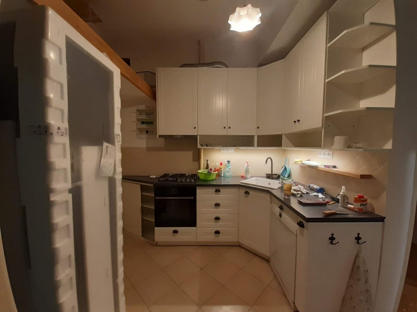 Prenájom bytu 3-izbový 52 m², Veletržní, Praha, Praha Prenájom bytu 3-izbový 52 m², Veletržní, Praha, Praha