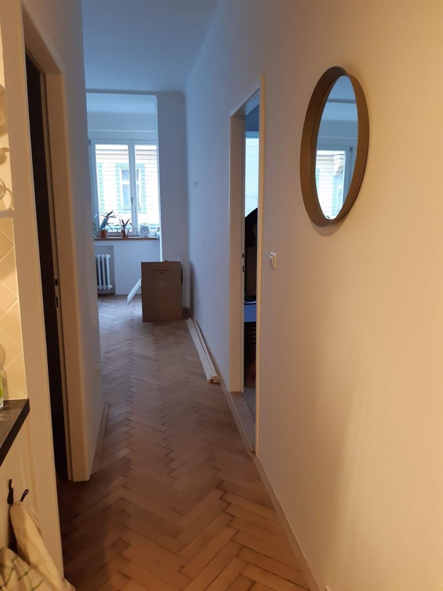 Prenájom bytu 3-izbový 52 m², Veletržní, Praha, Praha Prenájom bytu 3-izbový 52 m², Veletržní, Praha, Praha