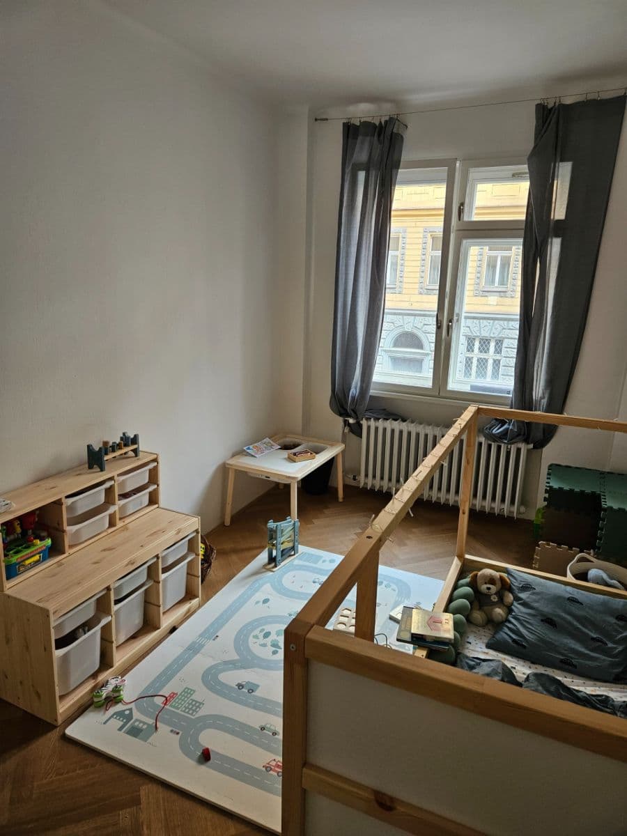 Prenájom bytu 3-izbový 52 m², Veletržní, Praha, Praha Prenájom bytu 3-izbový 52 m², Veletržní, Praha, Praha