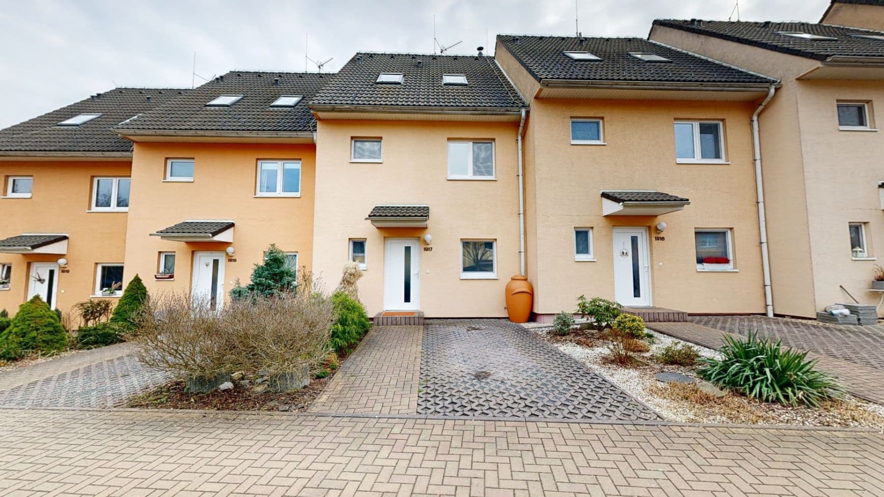 Prenájom domu 120 m², pozemok 60 m², Škvorecká, Úvaly, Středočeský kraj Prenájom domu 120 m², pozemok 60 m², Škvorecká, Úvaly, Středočeský kraj