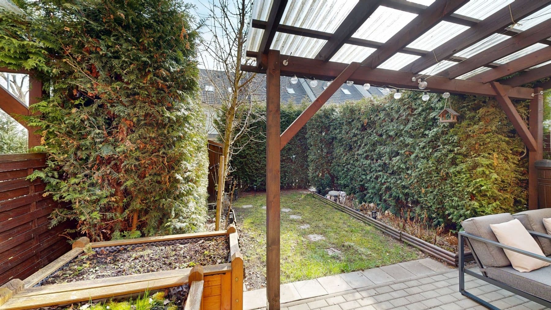 Prenájom domu 120 m², pozemok 60 m², Škvorecká, Úvaly, Středočeský kraj Prenájom domu 120 m², pozemok 60 m², Škvorecká, Úvaly, Středočeský kraj