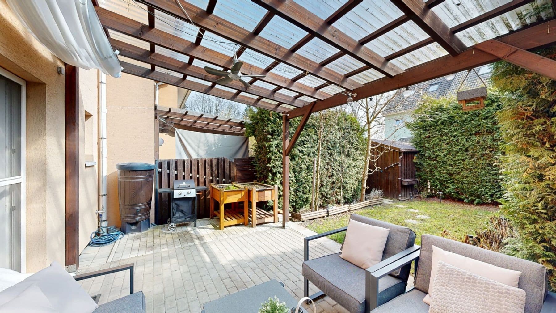 Prenájom domu 120 m², pozemok 60 m², Škvorecká, Úvaly, Středočeský kraj Prenájom domu 120 m², pozemok 60 m², Škvorecká, Úvaly, Středočeský kraj
