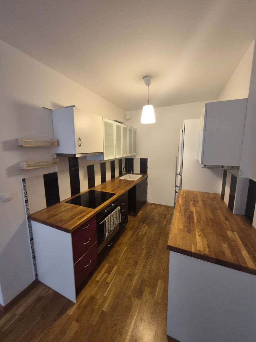 Prenájom bytu 2-izbový 63 m², Harlacherova, Praha, Praha Prenájom bytu 2-izbový 63 m², Harlacherova, Praha, Praha