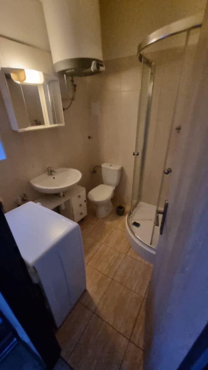 Prenájom bytu 1-izbový 24 m², Černokostelecká, Říčany, Středočeský kraj Prenájom bytu 1-izbový 24 m², Černokostelecká, Říčany, Středočeský kraj