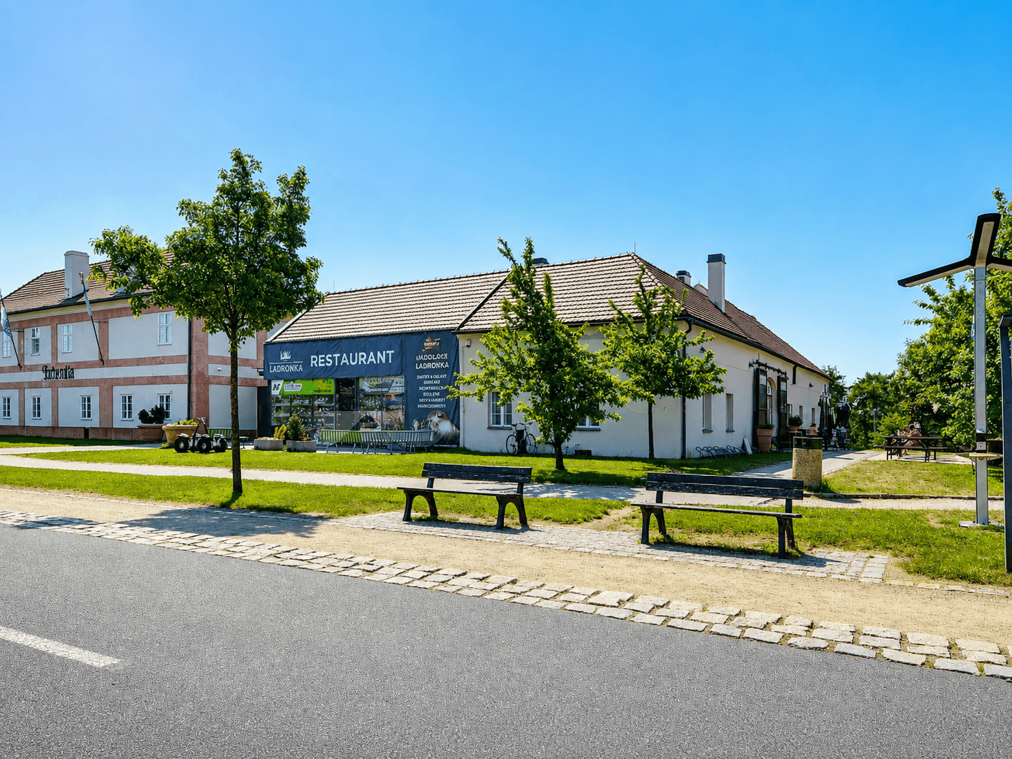 Prenájom bytu 2-izbový 52 m², Na Okraji, Praha, Praha Prenájom bytu 2-izbový 52 m², Na Okraji, Praha, Praha
