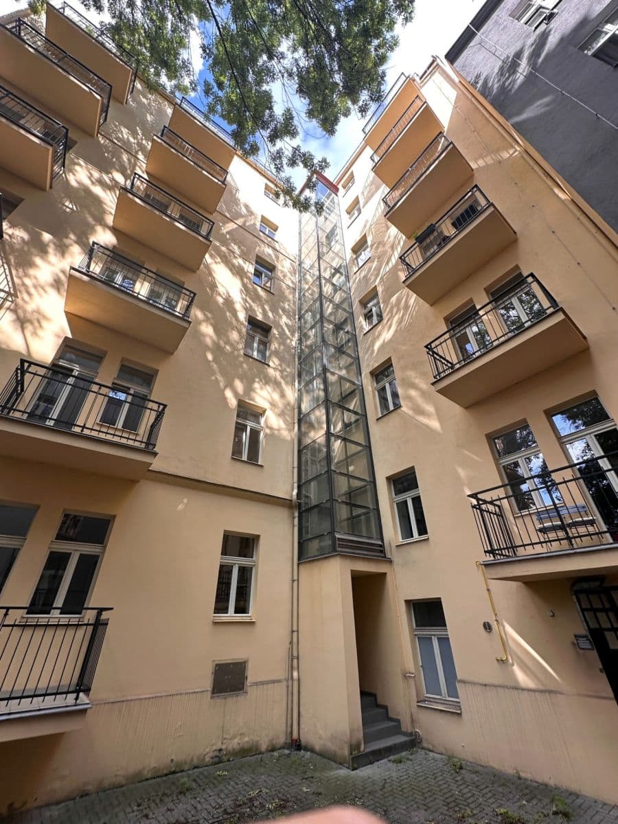 Prenájom bytu 2-izbový 50 m², Kotevní, Praha, Praha Prenájom bytu 2-izbový 50 m², Kotevní, Praha, Praha