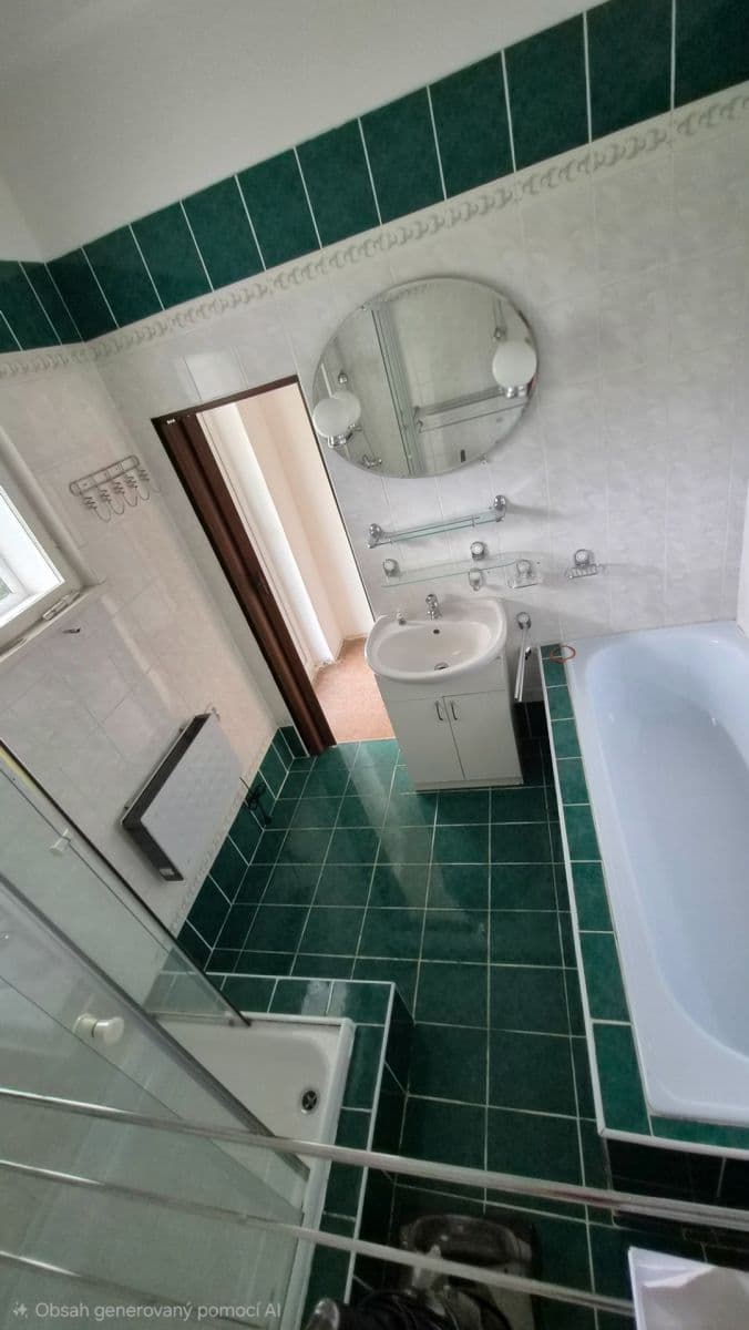 Predaj bytu 3-izbový 120 m², Bezručovo náměstí, Opava, Moravskoslezský kraj Predaj bytu 3-izbový 120 m², Bezručovo náměstí, Opava, Moravskoslezský kraj