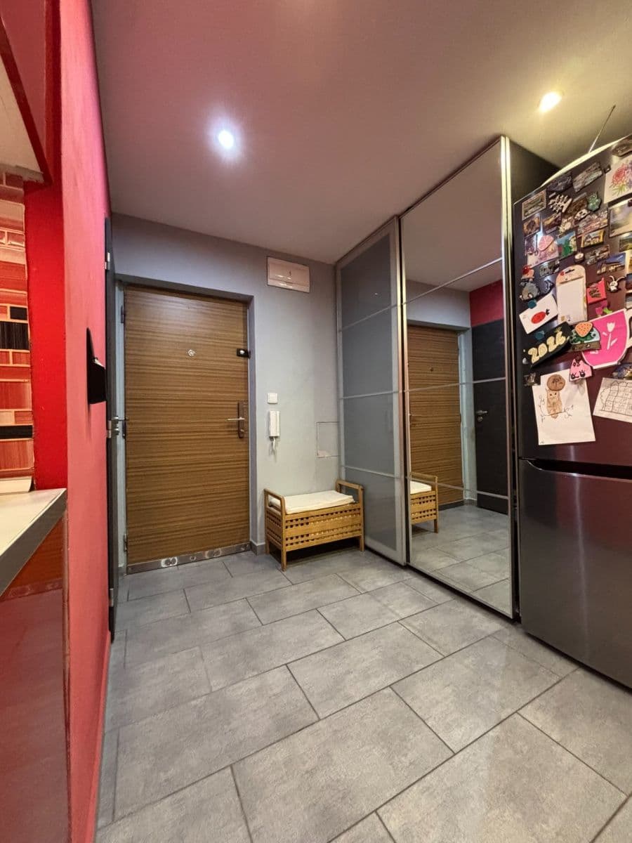 Predaj bytu 4-izbový 77 m², Závodu míru, Sokolov, Karlovarský kraj Predaj bytu 4-izbový 77 m², Závodu míru, Sokolov, Karlovarský kraj