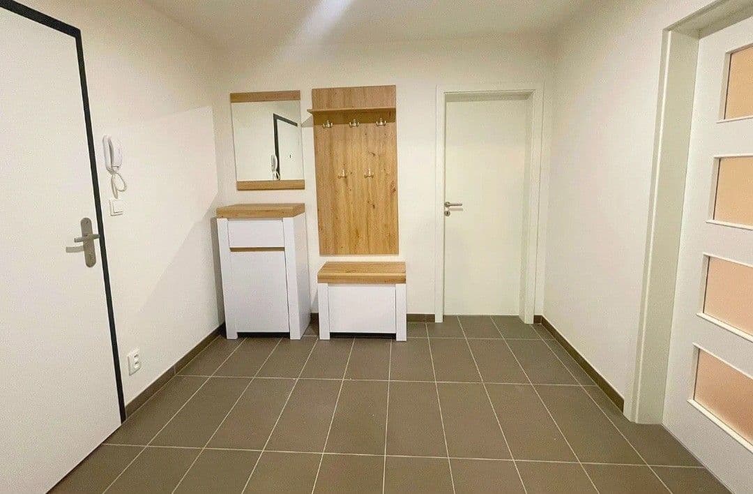 Prenájom bytu 1-izbový 43 m², Augustina Lukeše, Brandýs nad Labem-Stará Boleslav, Středočeský kraj Prenájom bytu 1-izbový 43 m², Augustina Lukeše, Brandýs nad Labem-Stará Boleslav, Středočeský kraj