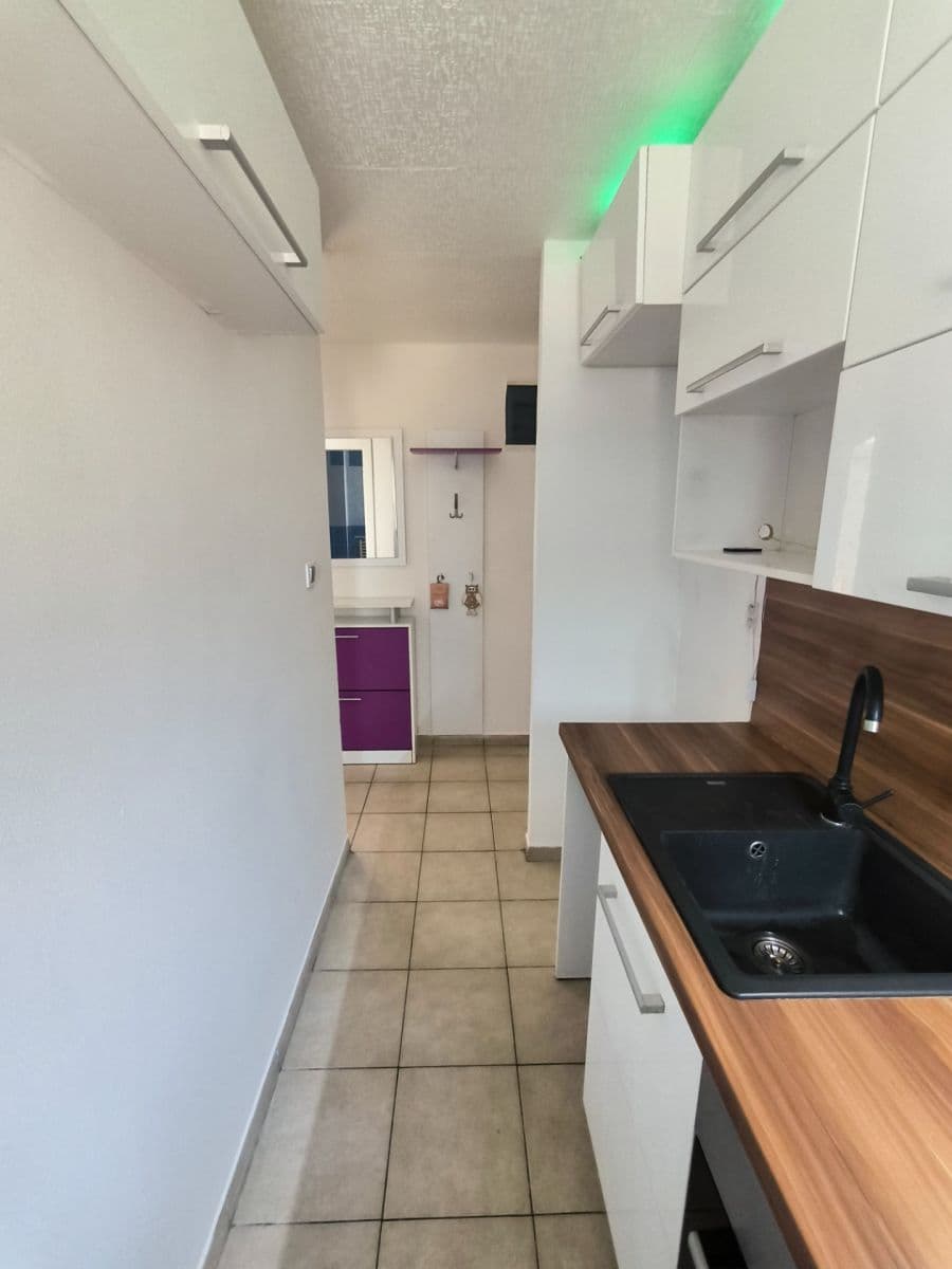 Predaj bytu 3-izbový 65 m², Na Vinici I., Nepomuk, Plzeňský kraj Predaj bytu 3-izbový 65 m², Na Vinici I., Nepomuk, Plzeňský kraj