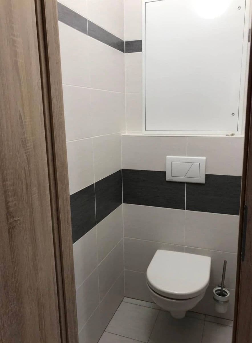 Prenájom bytu 3-izbový 68 m², Jeřábkova, Praha, Praha Prenájom bytu 3-izbový 68 m², Jeřábkova, Praha, Praha